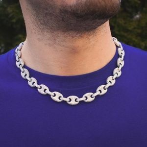 Iced Out Gucci Link Necklace in White Gold